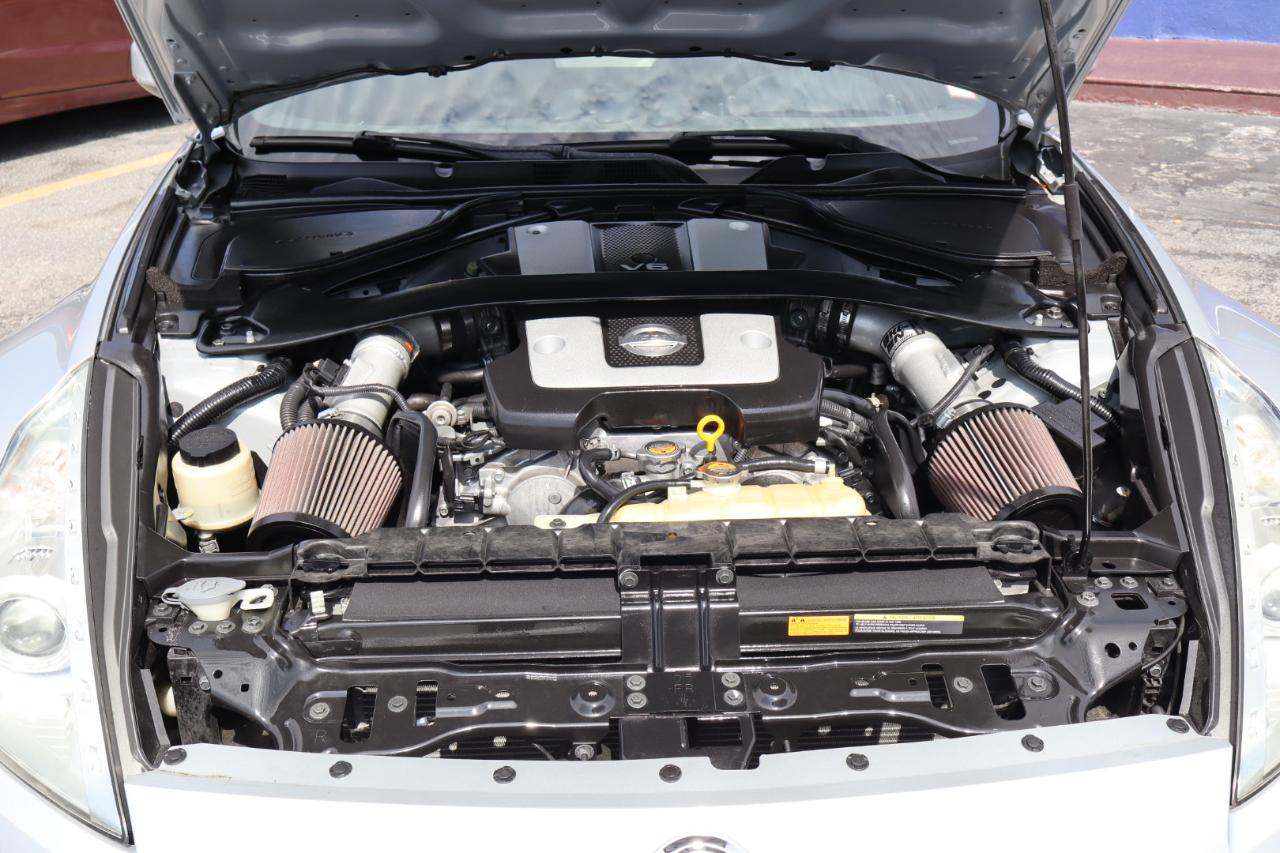 Nissan 370Z Coupe Sport Tech Auto 2017