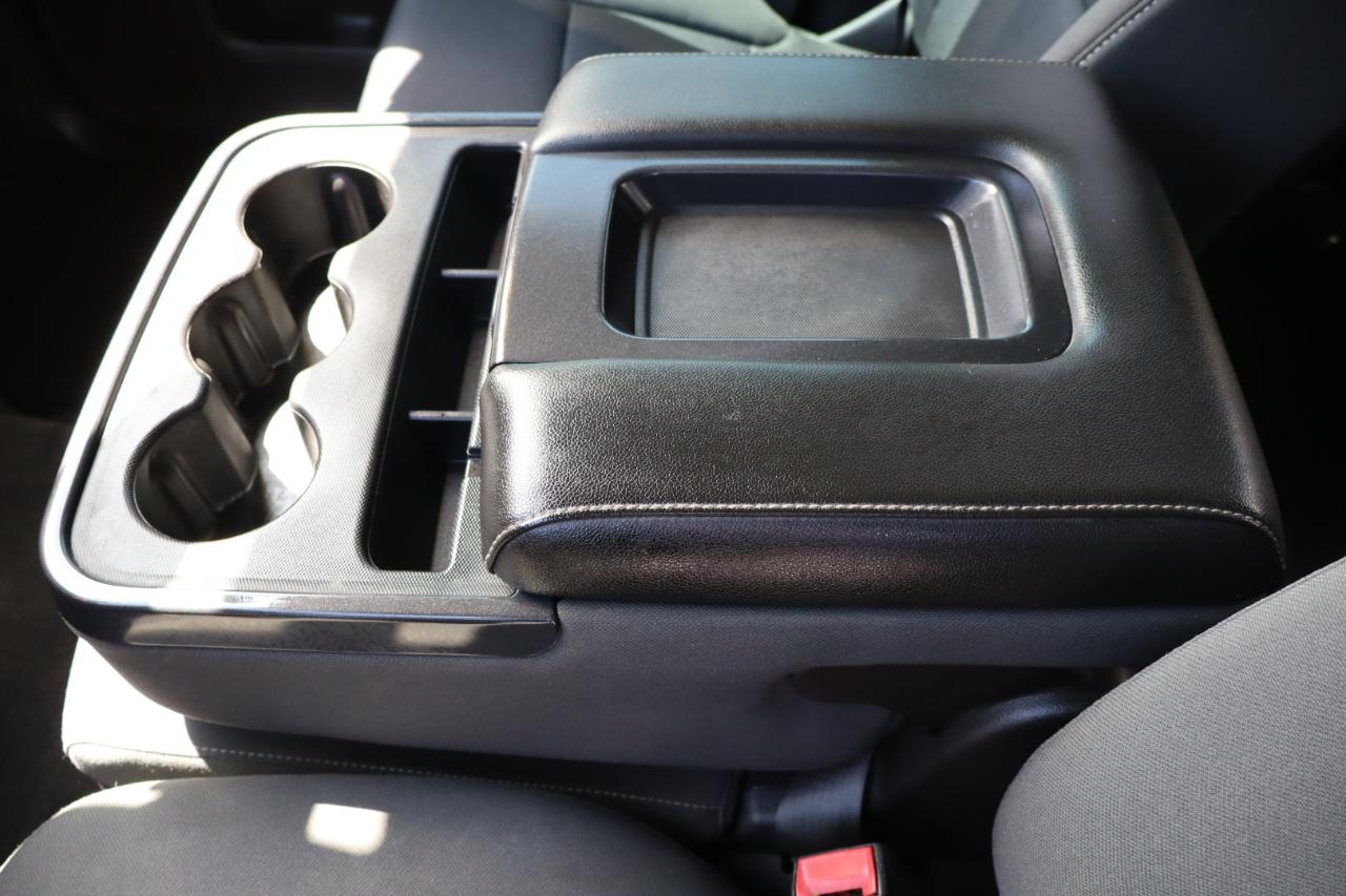 Chevrolet Silverado 1500 4WD Crew Cab 143.5" LT w/2LT 2015