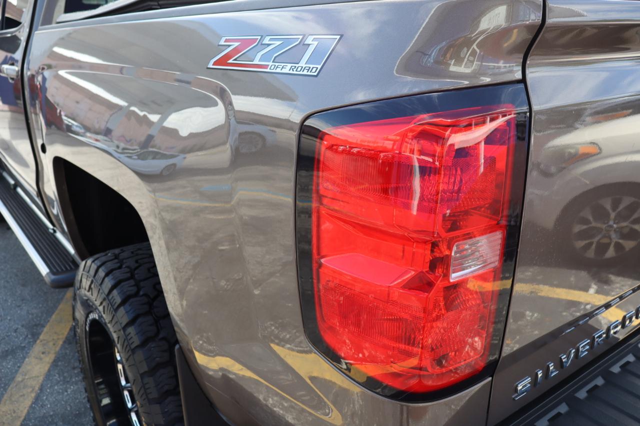 Chevrolet Silverado 1500 4WD Crew Cab 143.5" LT w/2LT 2015