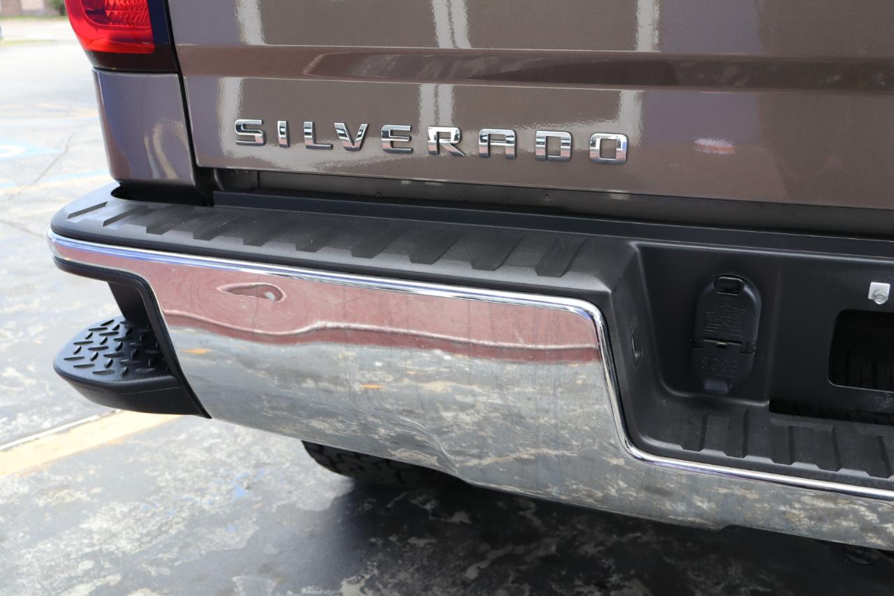 Chevrolet Silverado 1500 4WD Crew Cab 143.5" LT w/2LT 2015