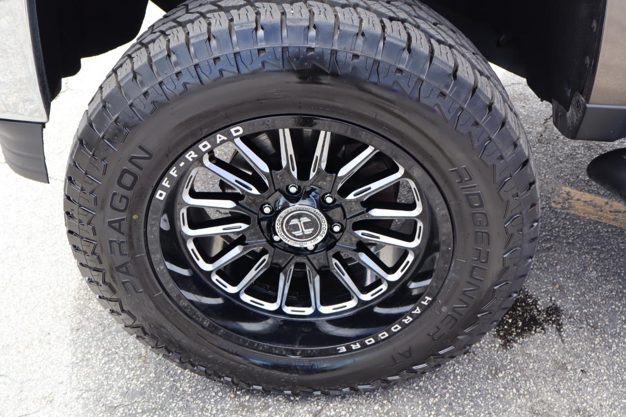 Chevrolet Silverado 1500 4WD Crew Cab 143.5" LT w/2LT 2015