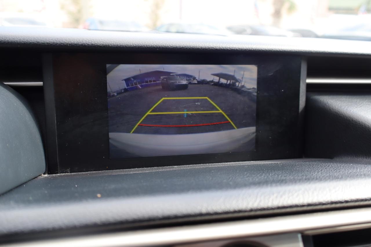 Lexus IS 250 4dr Sport Sdn RWD 2015