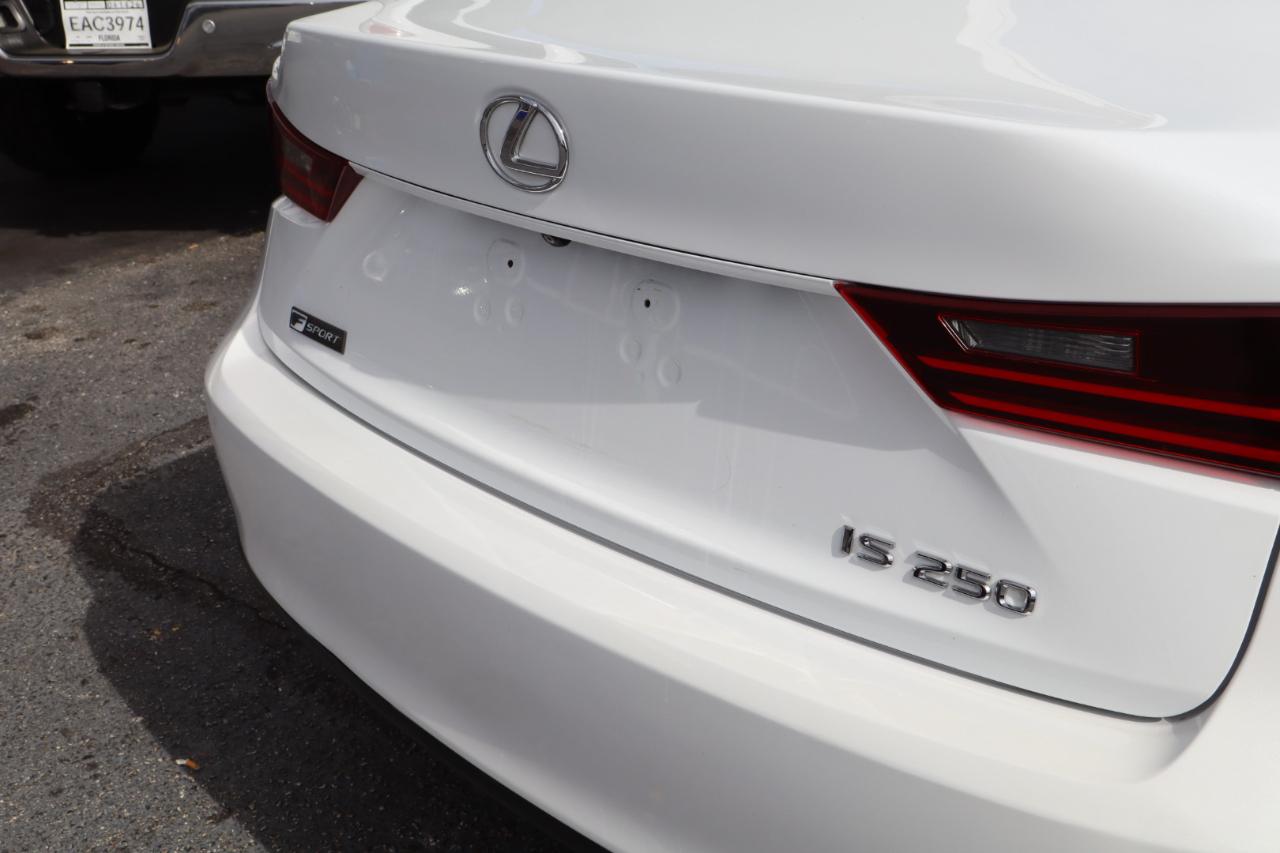 Lexus IS 250 4dr Sport Sdn RWD 2015