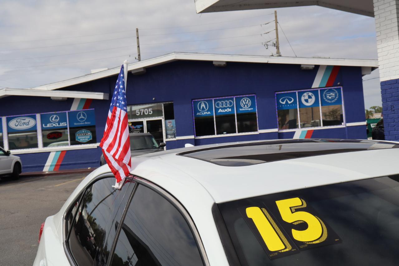 Lexus IS 250 4dr Sport Sdn RWD 2015