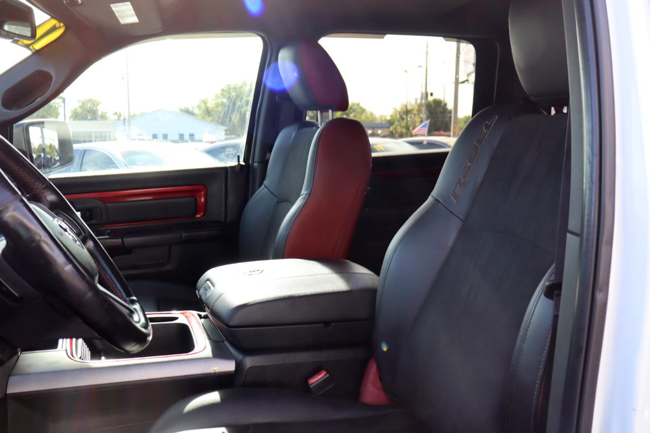 RAM 1500 Rebel 4x4 Crew Cab 5'7" Box 2017