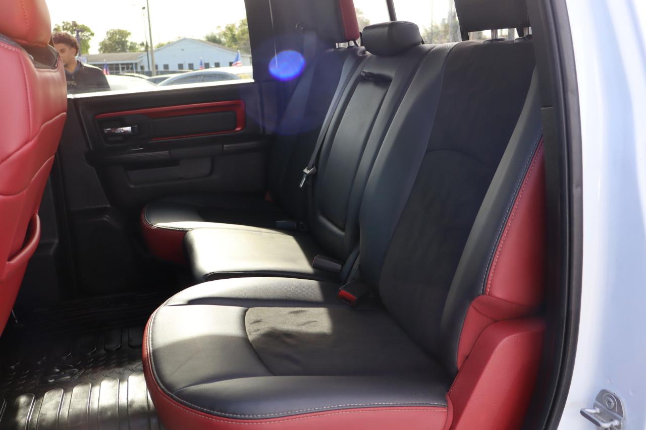 RAM 1500 Rebel 4x4 Crew Cab 5'7" Box 2017