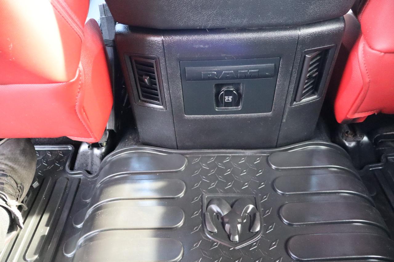 RAM 1500 Rebel 4x4 Crew Cab 5'7" Box 2017