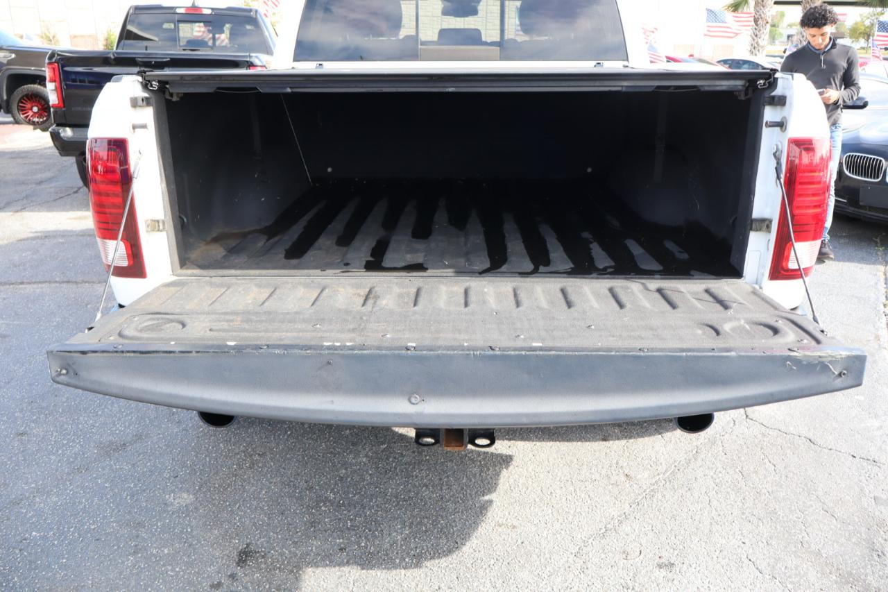 RAM 1500 Rebel 4x4 Crew Cab 5'7" Box 2017