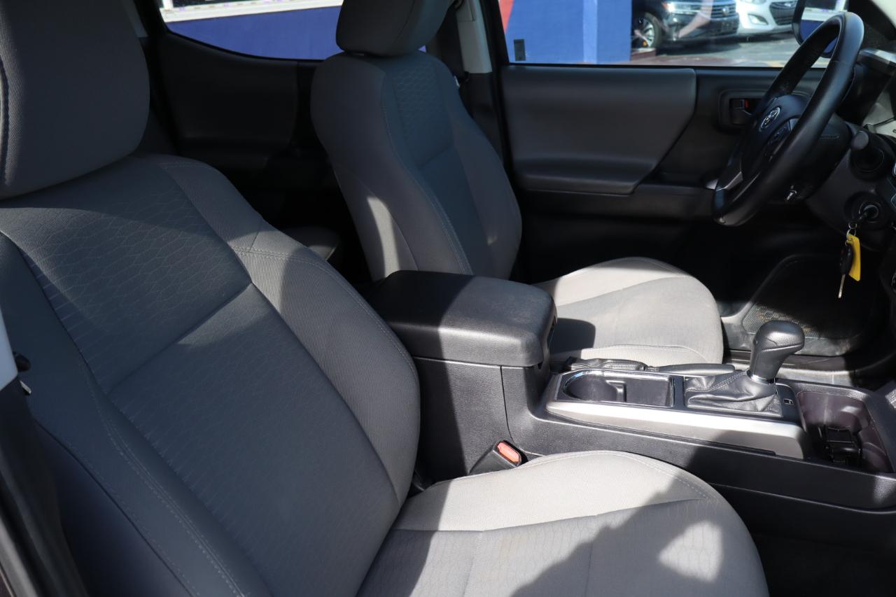 Toyota Tacoma TRD Off Road Double Cab 5' Bed V6 4x2 AT (Natl) 2017