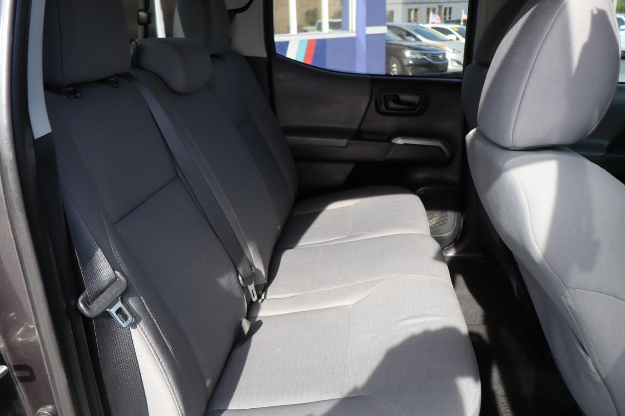 Toyota Tacoma TRD Off Road Double Cab 5' Bed V6 4x2 AT (Natl) 2017