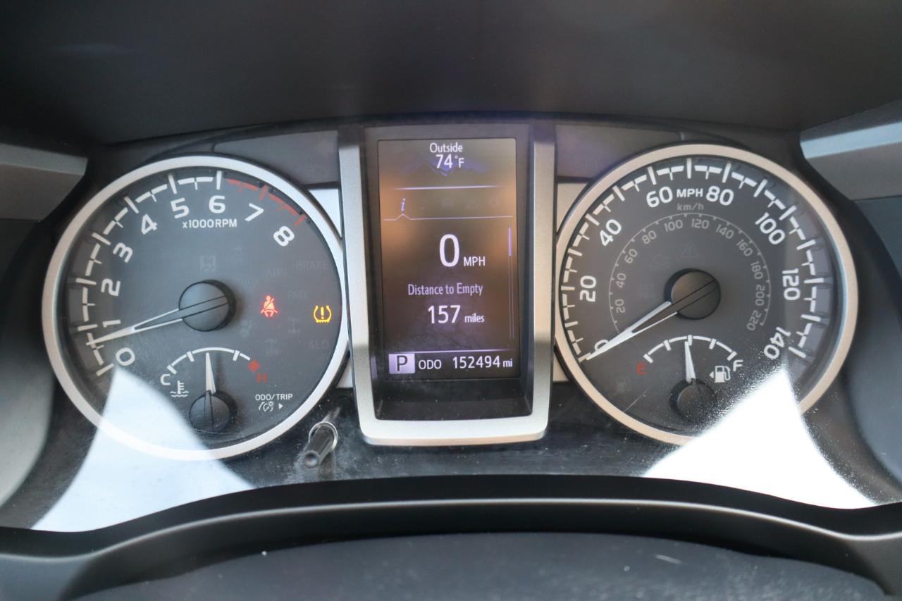 Toyota Tacoma TRD Off Road Double Cab 5' Bed V6 4x2 AT (Natl) 2017