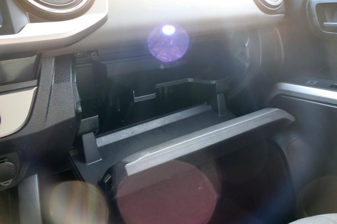 Toyota Tacoma TRD Off Road Double Cab 5' Bed V6 4x2 AT (Natl) 2017