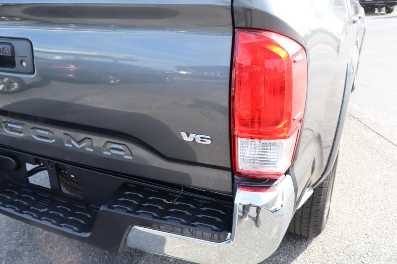 Toyota Tacoma TRD Off Road Double Cab 5' Bed V6 4x2 AT (Natl) 2017