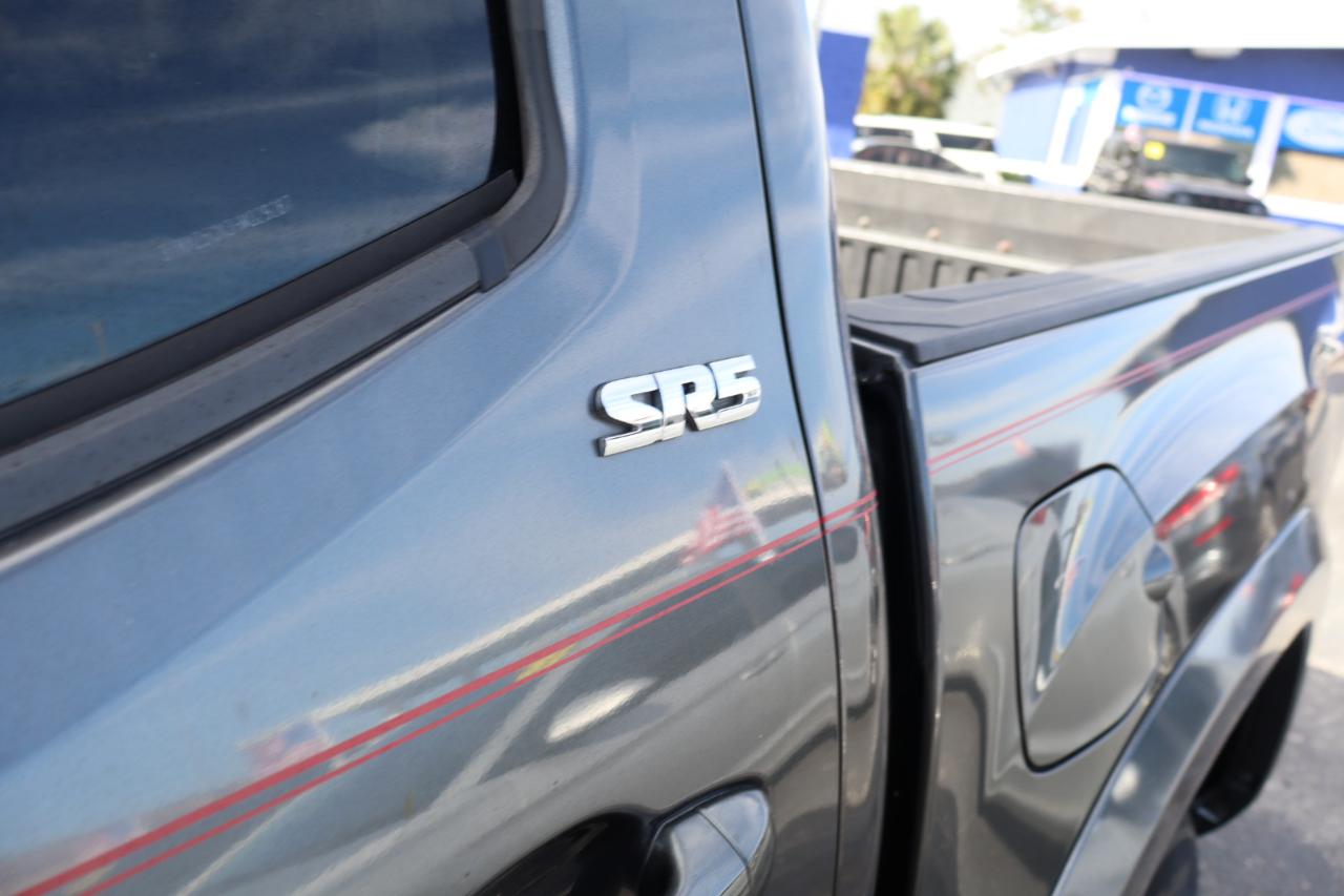 Toyota Tacoma TRD Off Road Double Cab 5' Bed V6 4x2 AT (Natl) 2017