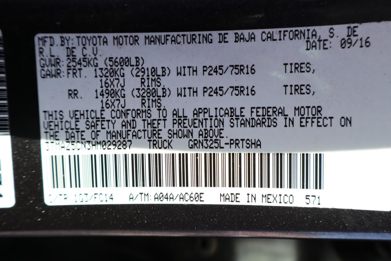 Toyota Tacoma TRD Off Road Double Cab 5' Bed V6 4x2 AT (Natl) 2017