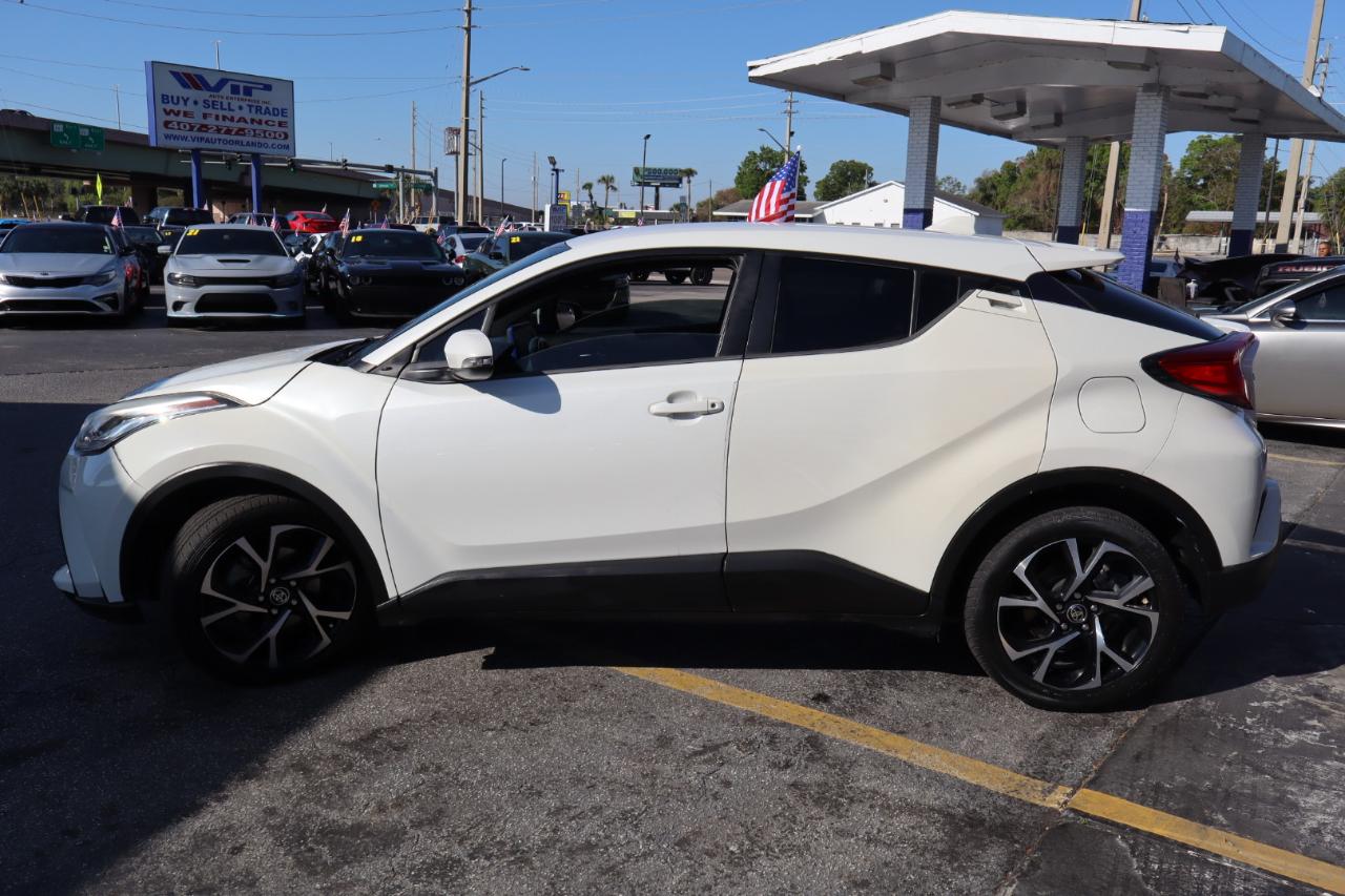 Toyota C-HR Nightshade FWD (Natl) 2021