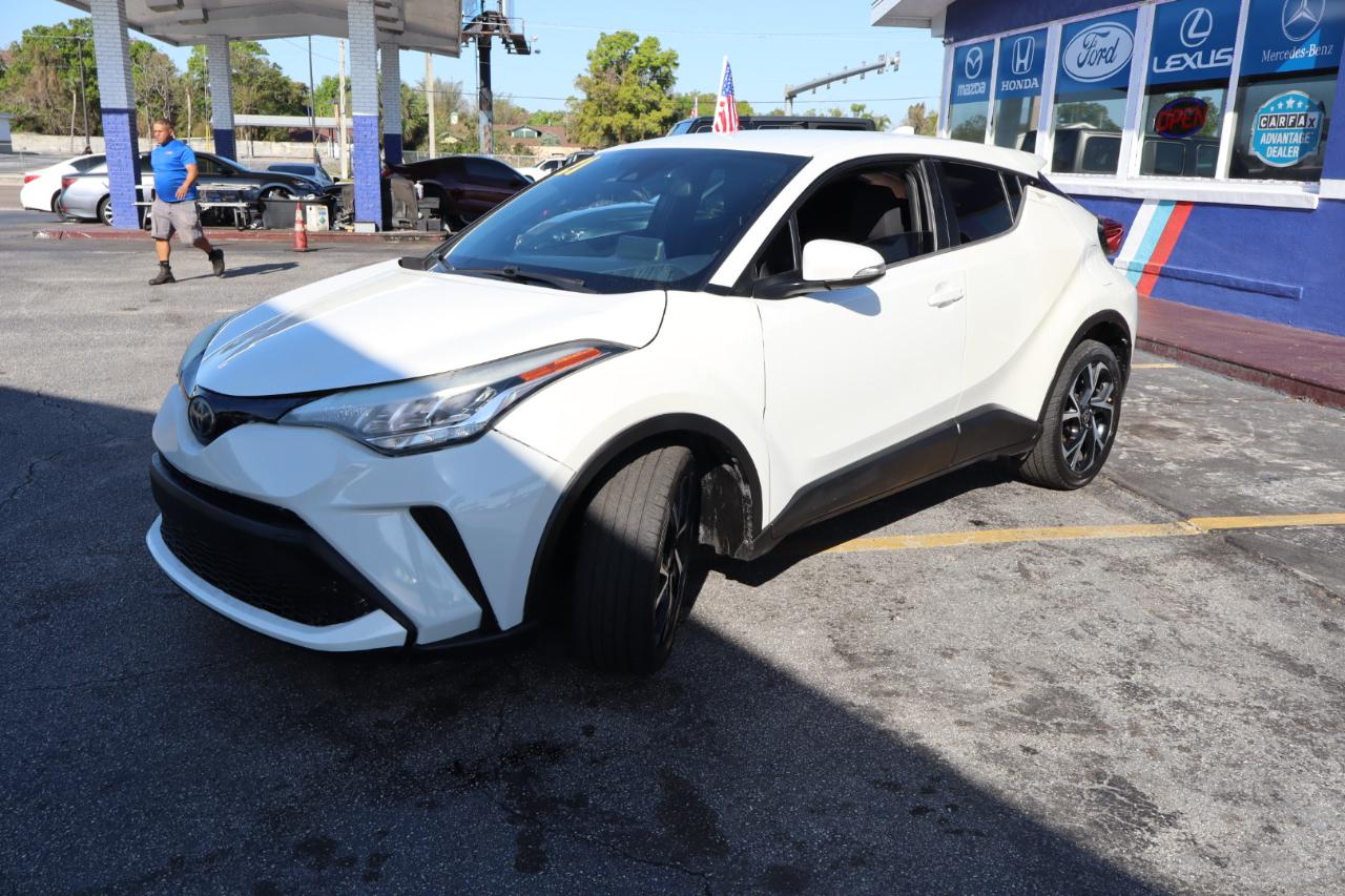 Toyota C-HR Nightshade FWD (Natl) 2021