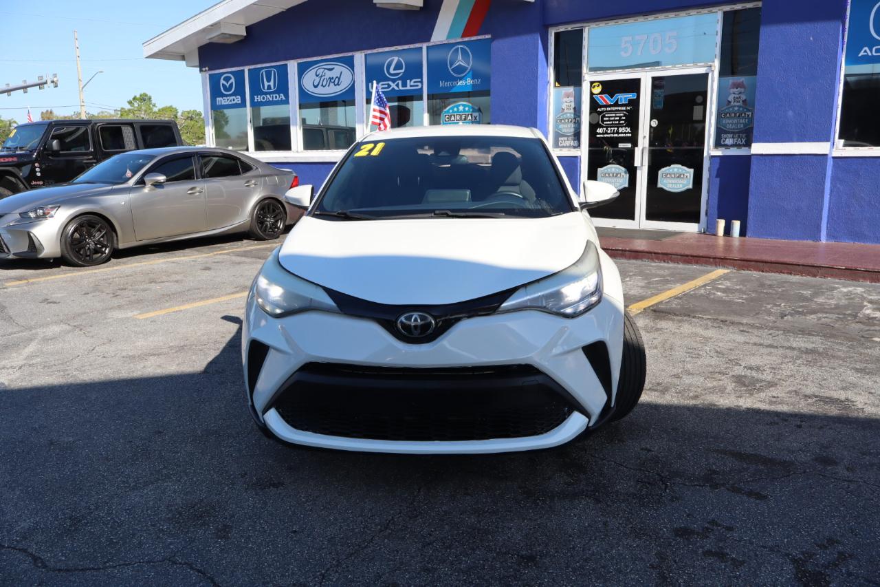 Toyota C-HR Nightshade FWD (Natl) 2021