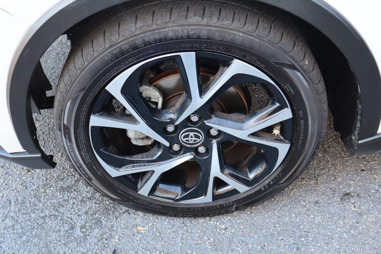 Toyota C-HR Nightshade FWD (Natl) 2021