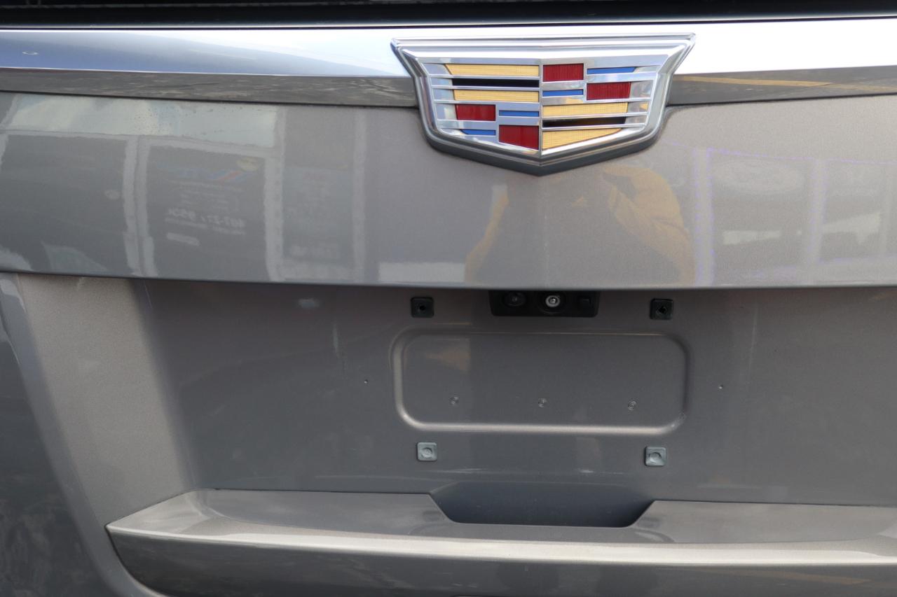 Cadillac Escalade 2WD 4dr Luxury 2017