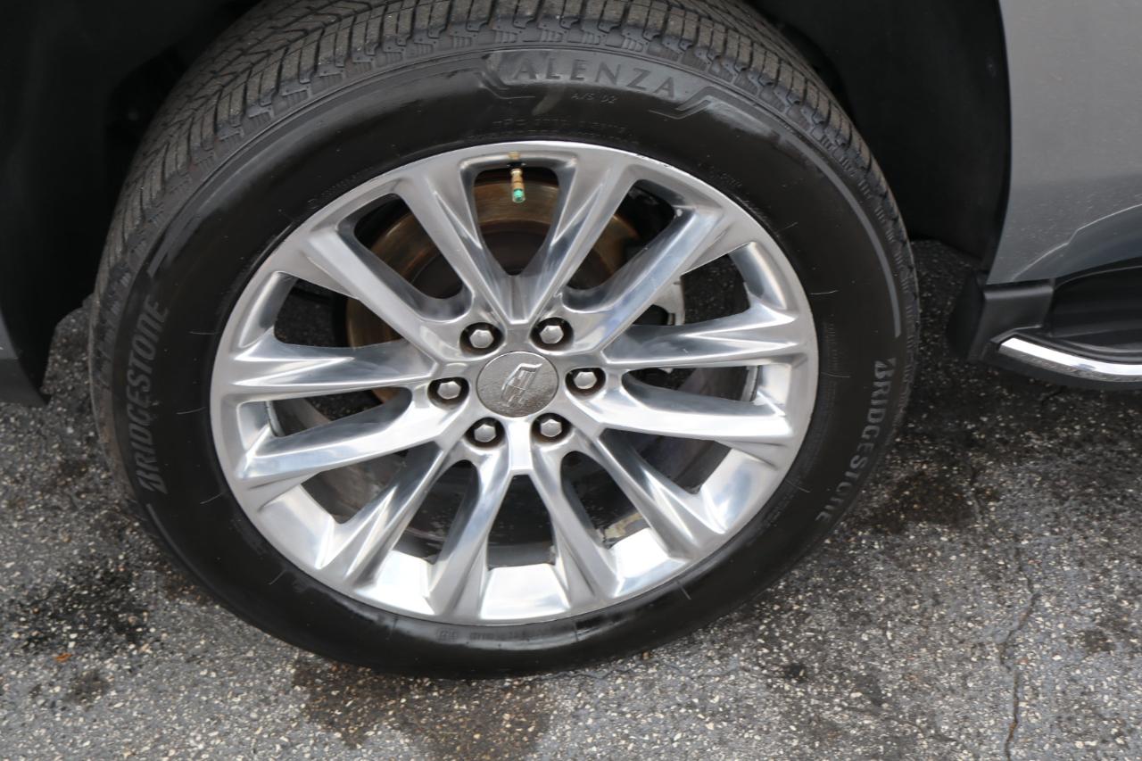 Cadillac Escalade 2WD 4dr Luxury 2017