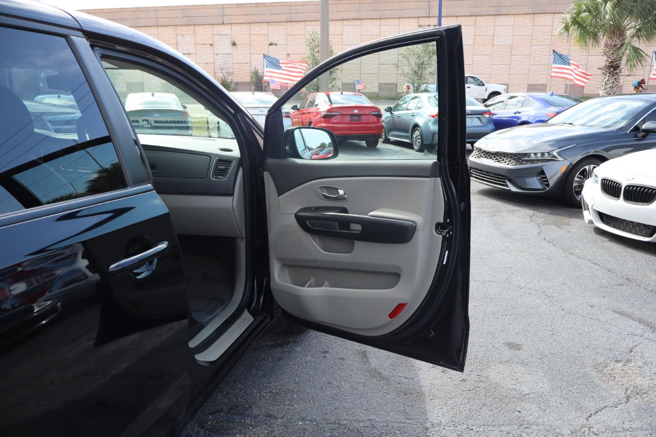 Kia Sedona LX FWD 2017