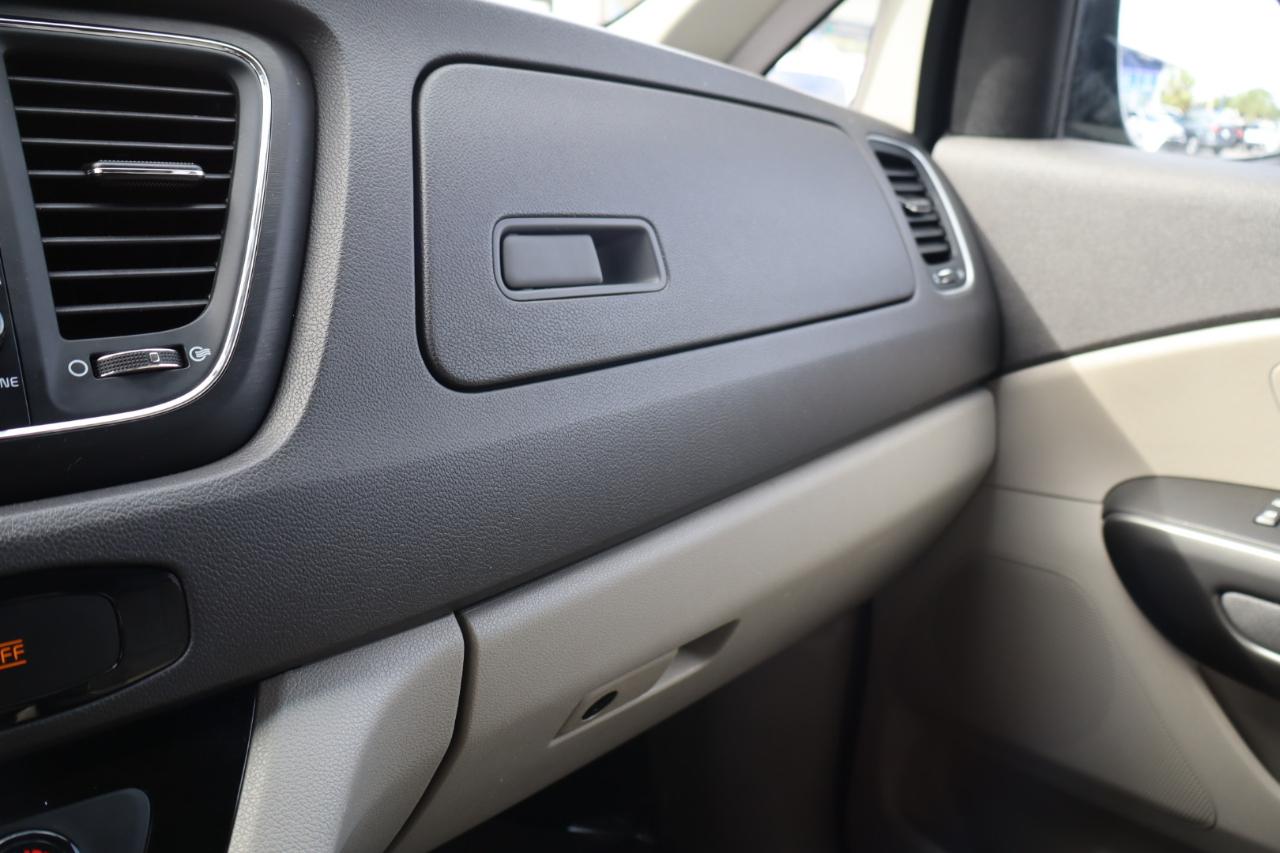 Kia Sedona LX FWD 2017