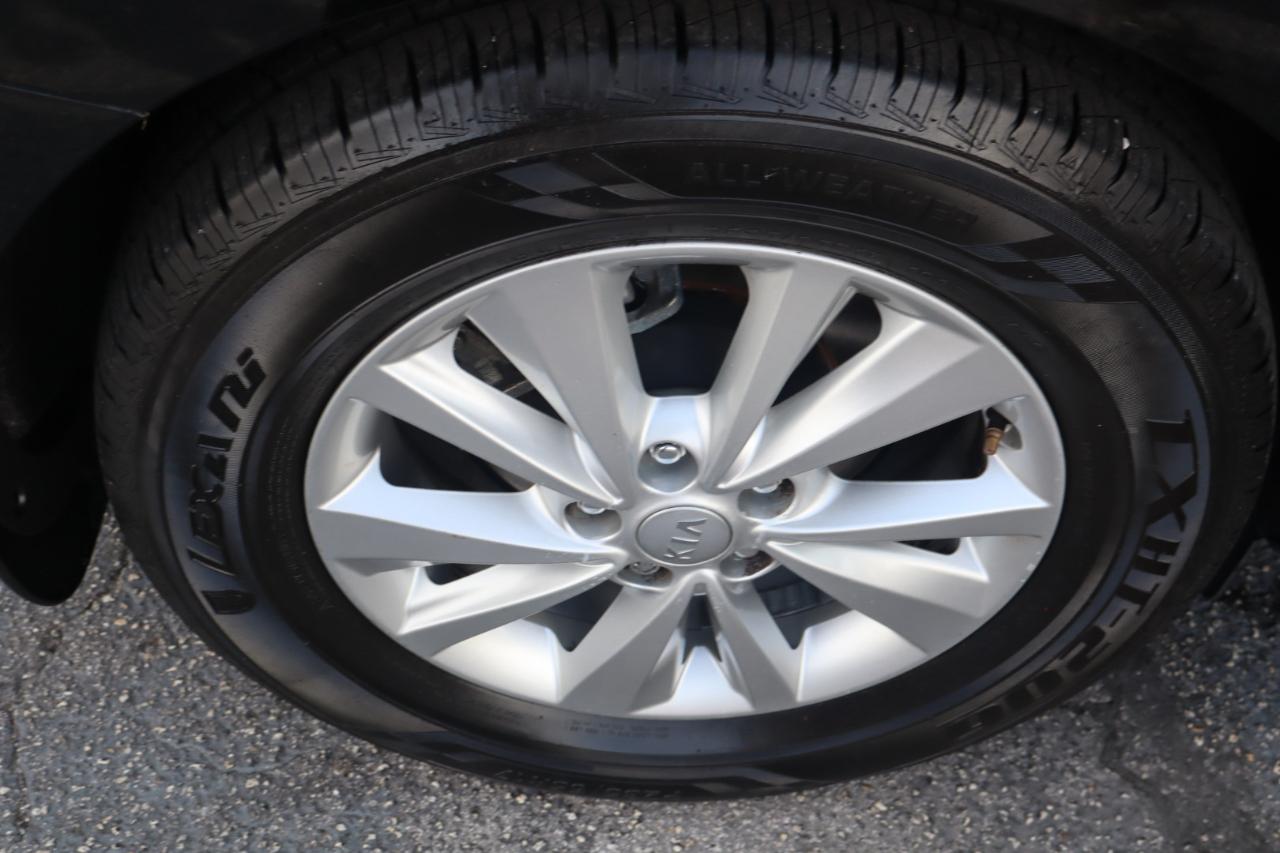 Kia Sedona LX FWD 2017