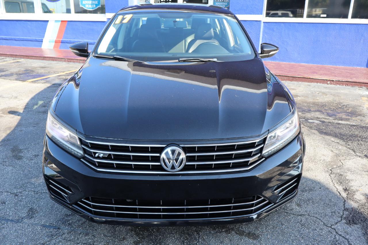 Volkswagen Passat R-Line w/Comfort Pkg Auto 2017