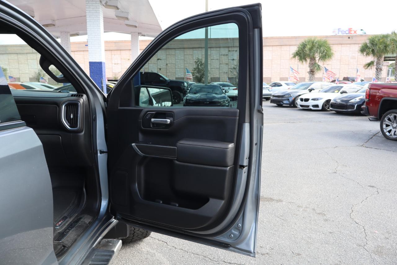 GMC Sierra 1500 4WD Crew Cab 157" AT4 2021