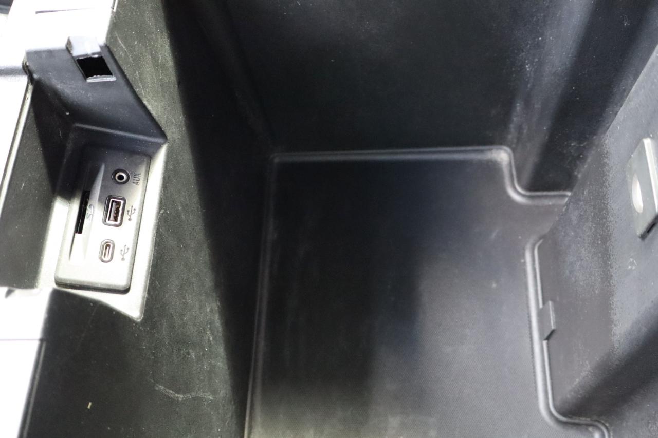 GMC Sierra 1500 4WD Crew Cab 157" AT4 2021