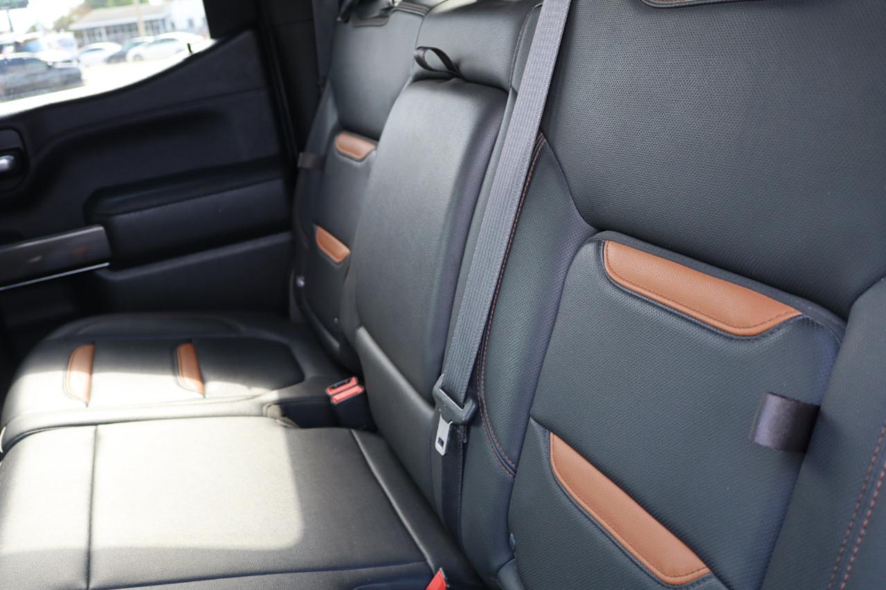 GMC Sierra 1500 4WD Crew Cab 157" AT4 2021