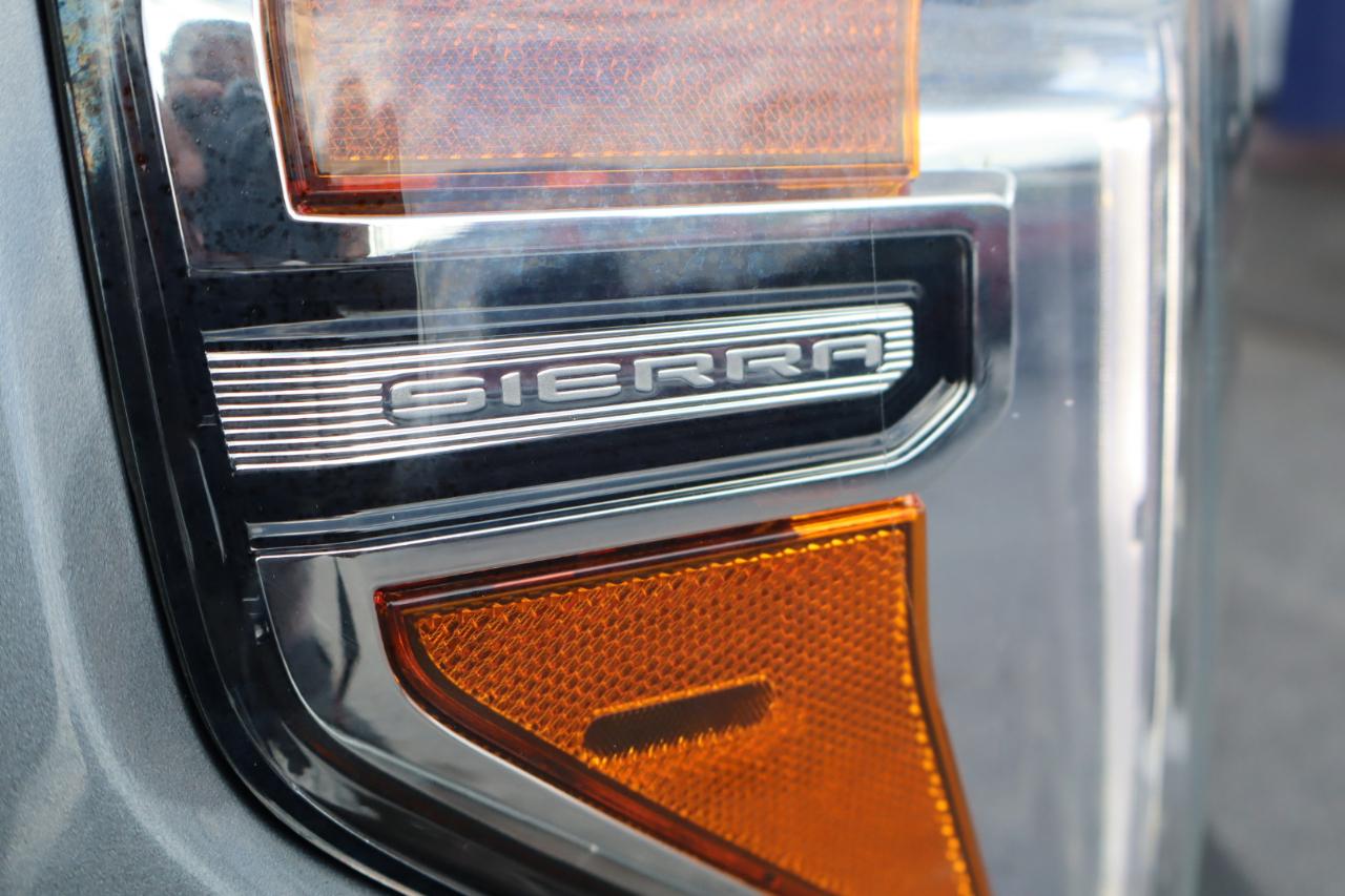 GMC Sierra 1500 4WD Crew Cab 157" AT4 2021