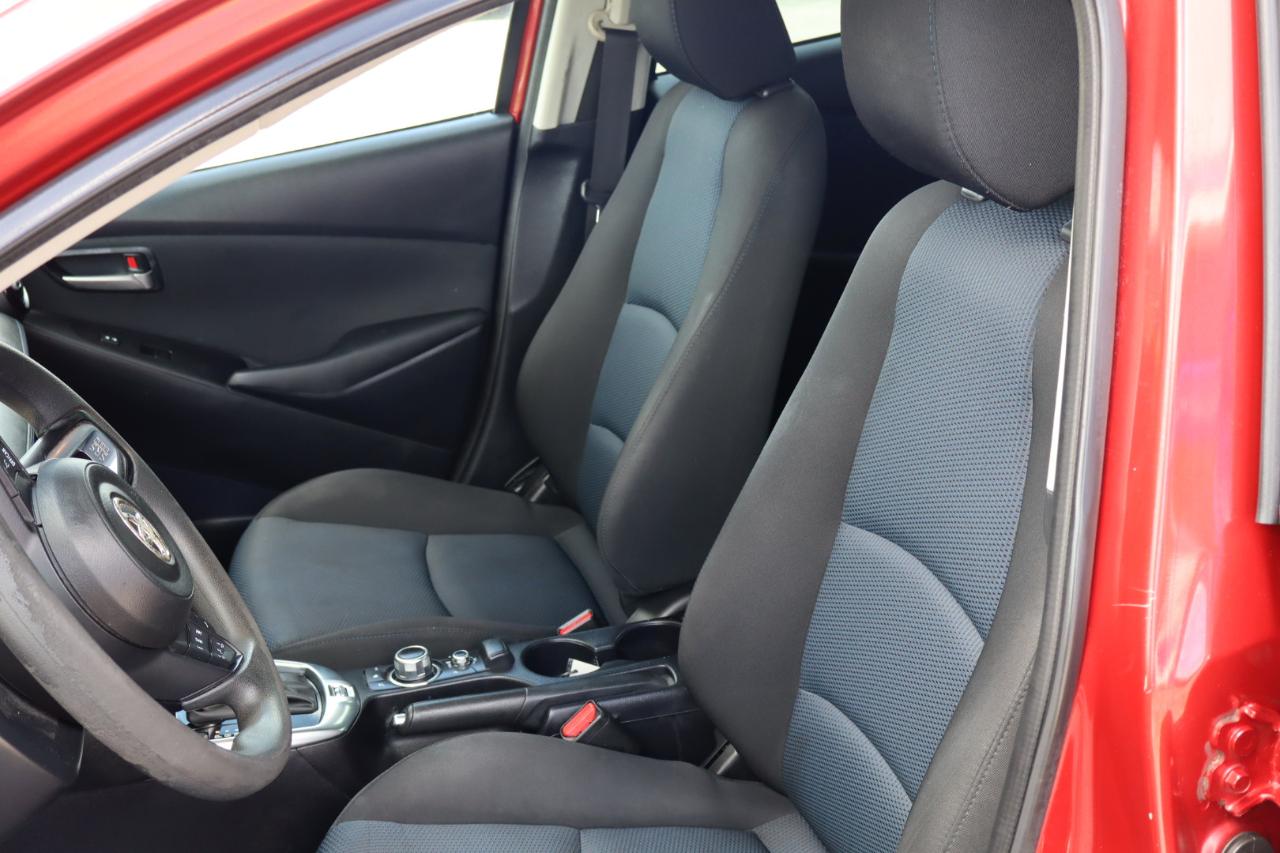 Toyota Yaris Sedan XLE Auto (Natl) 2019