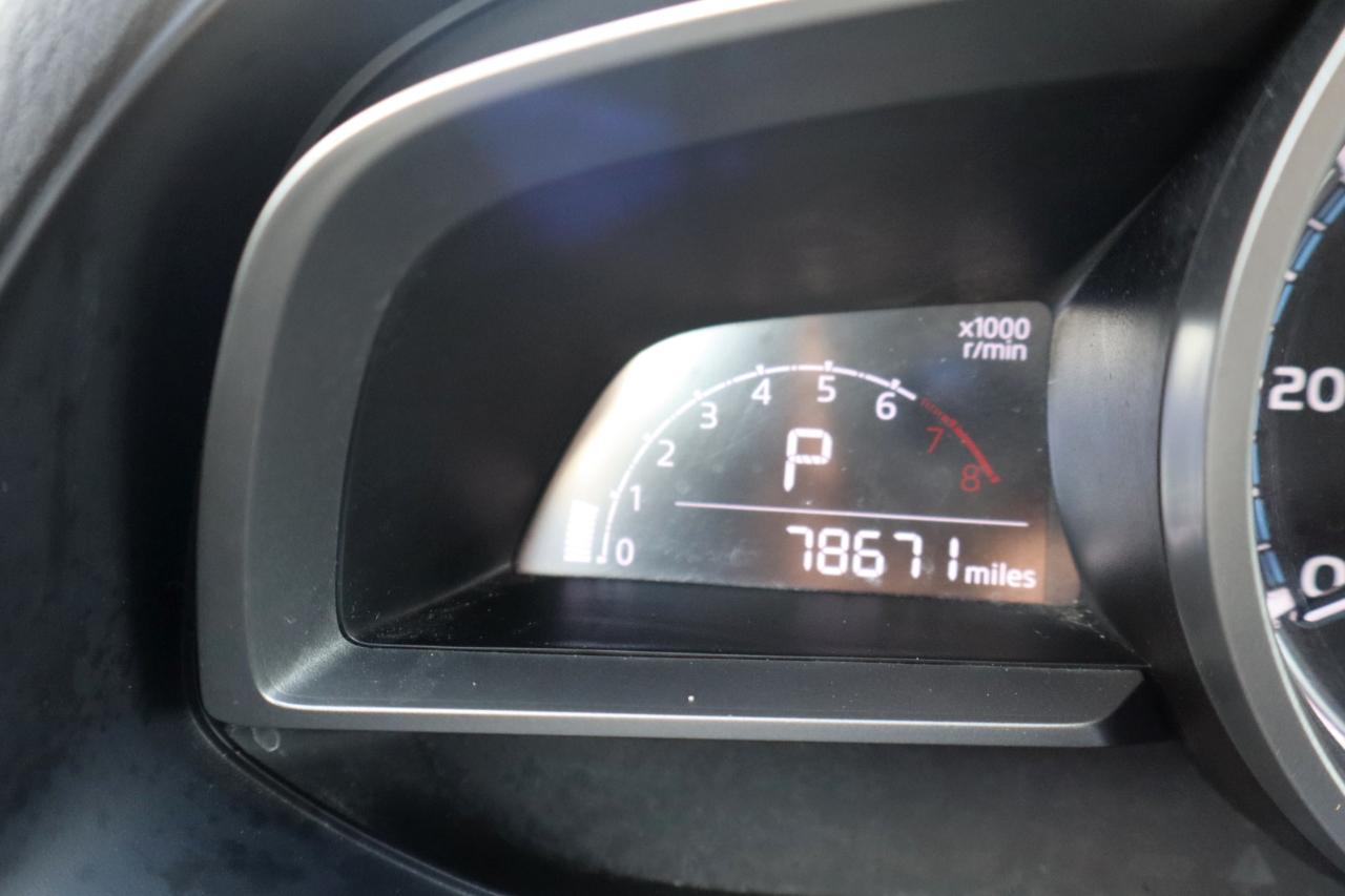 Toyota Yaris Sedan XLE Auto (Natl) 2019
