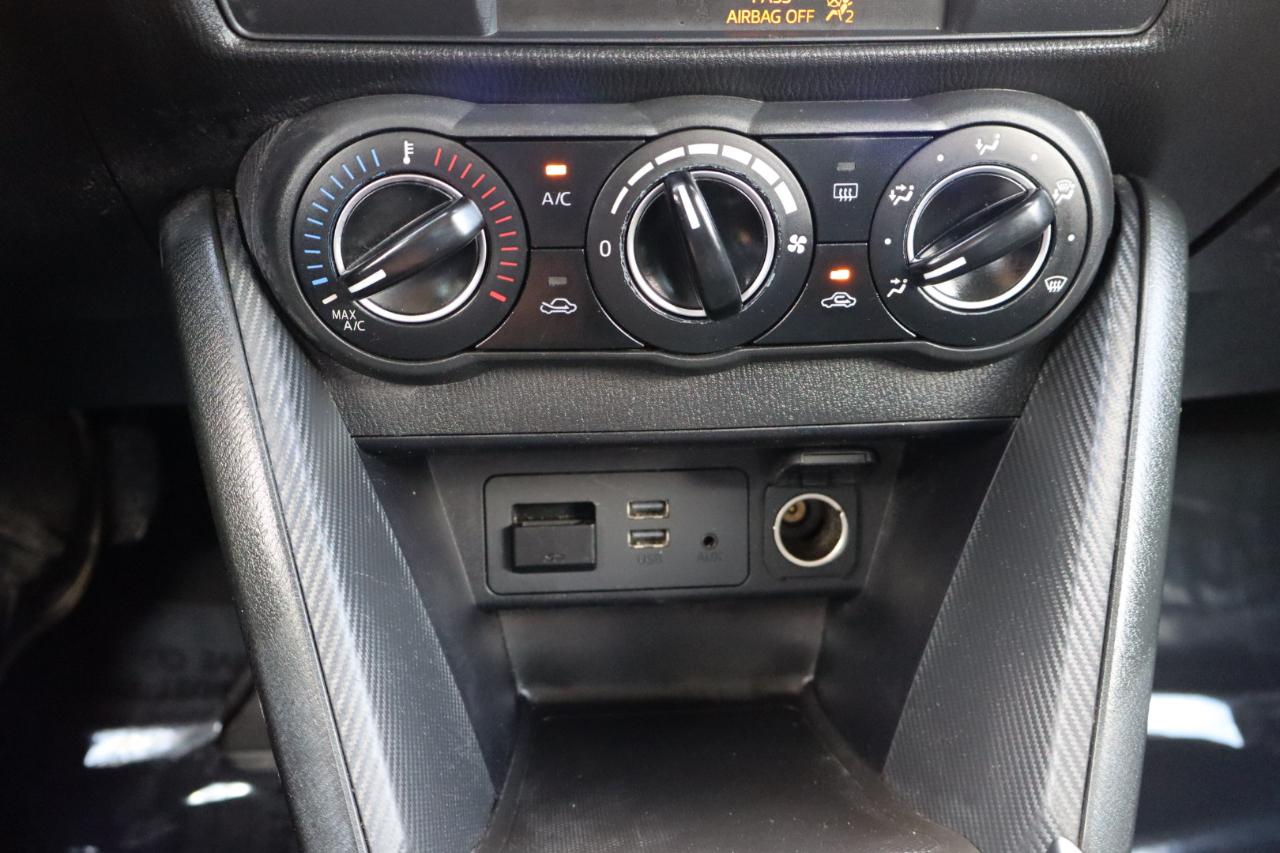 Toyota Yaris Sedan XLE Auto (Natl) 2019