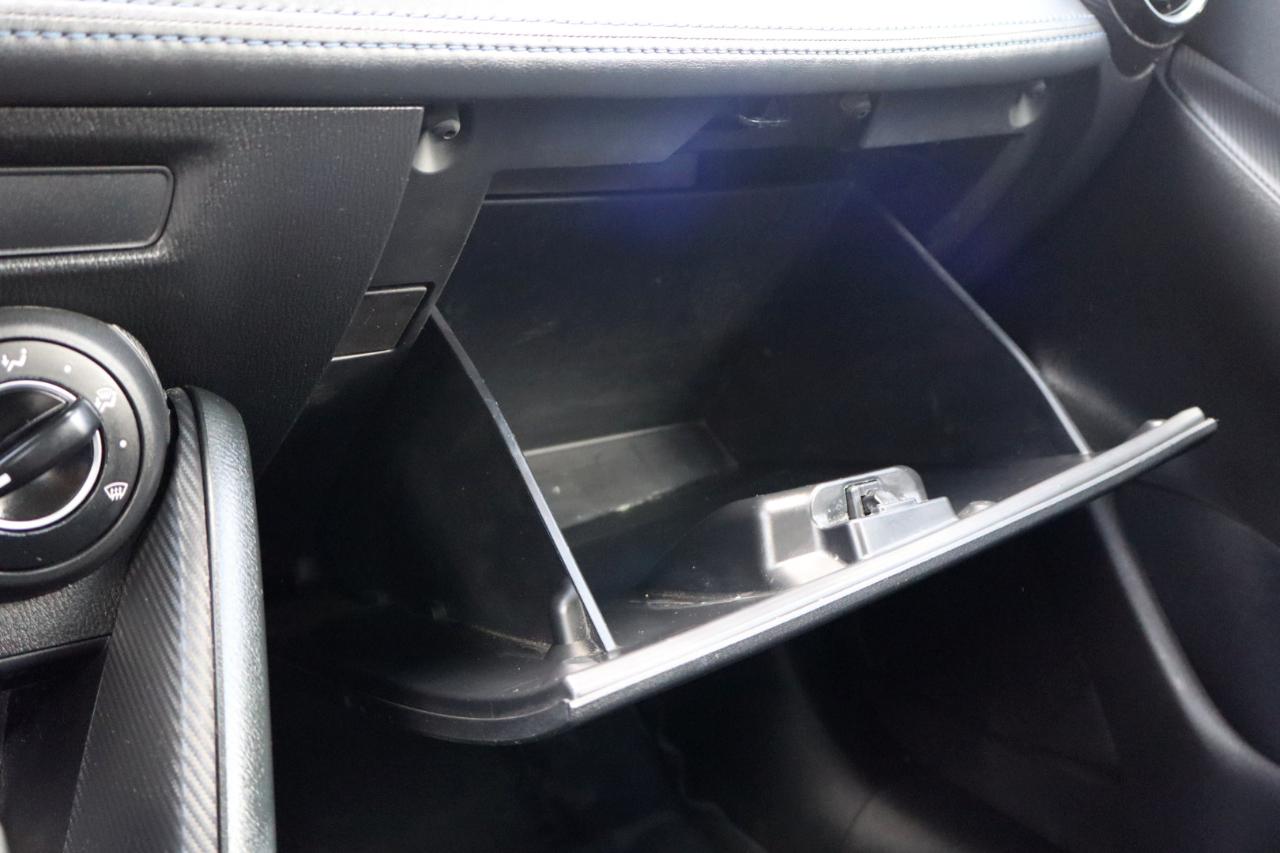 Toyota Yaris Sedan XLE Auto (Natl) 2019