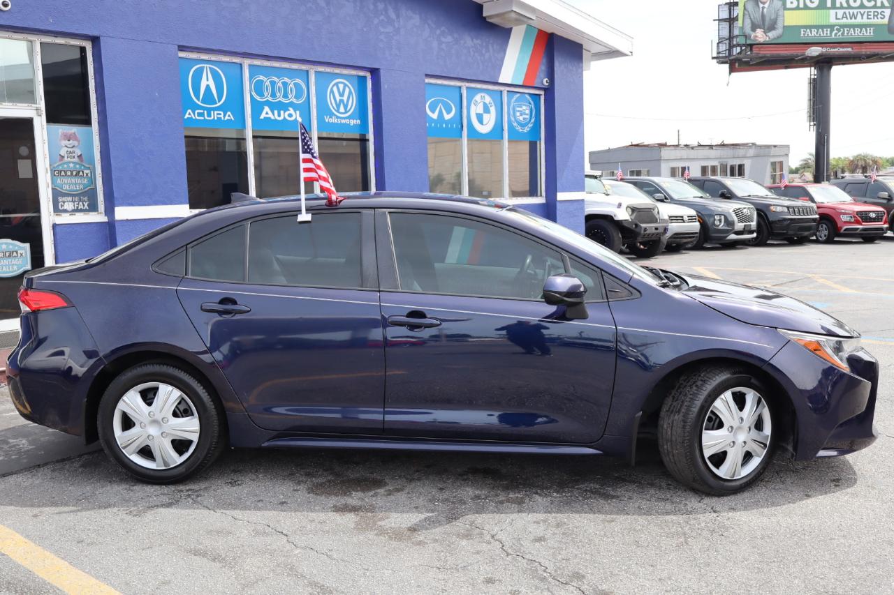 Toyota Corolla LE CVT (Natl) 2021