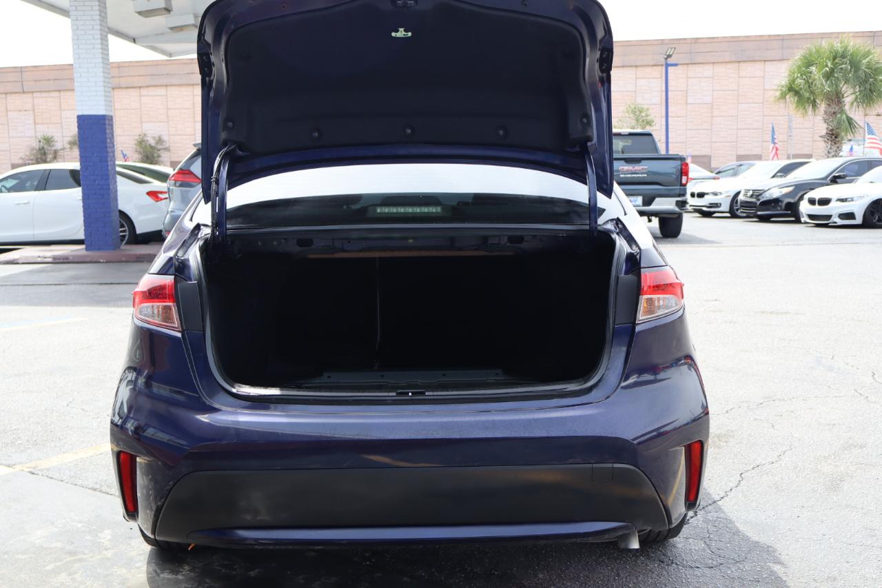 Toyota Corolla LE CVT (Natl) 2021