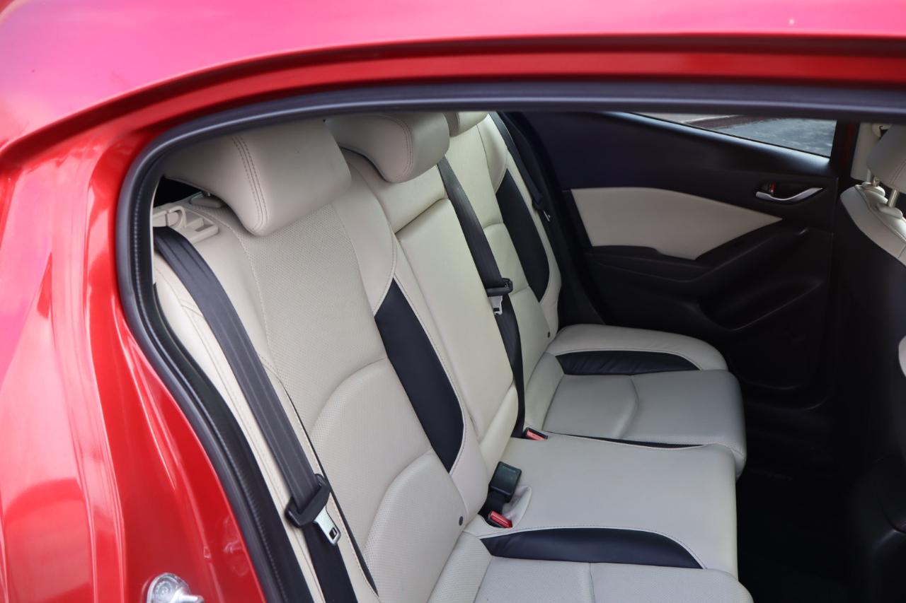 Mazda MAZDA3 5dr HB Auto s Grand Touring 2016