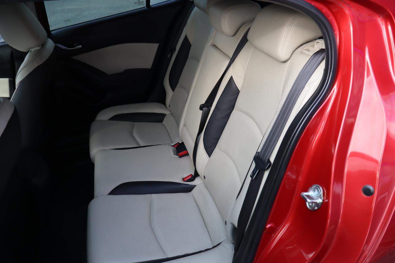 Mazda MAZDA3 5dr HB Auto s Grand Touring 2016