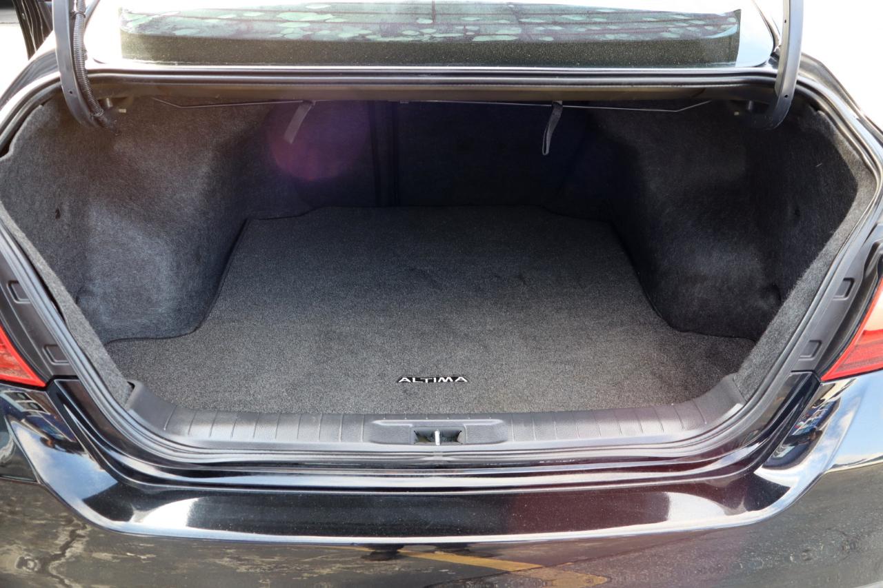 Nissan Altima 2.5 SR Sedan 2018