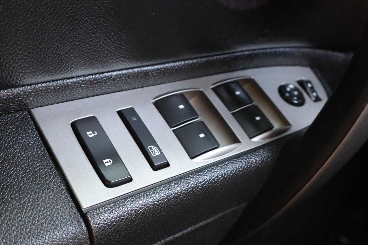 Chevrolet Silverado 1500 4WD Crew Cab 143.5" LT 2013