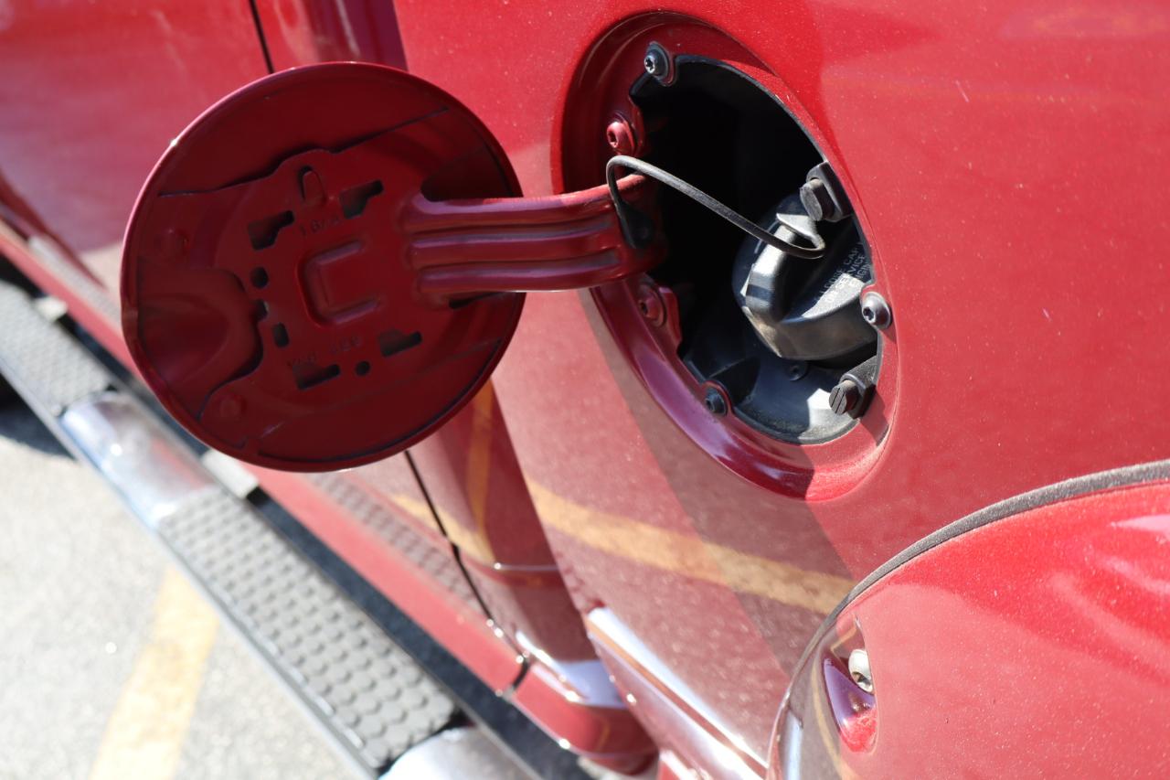 RAM 1500 2WD Crew Cab 140.5" Big Horn 2014