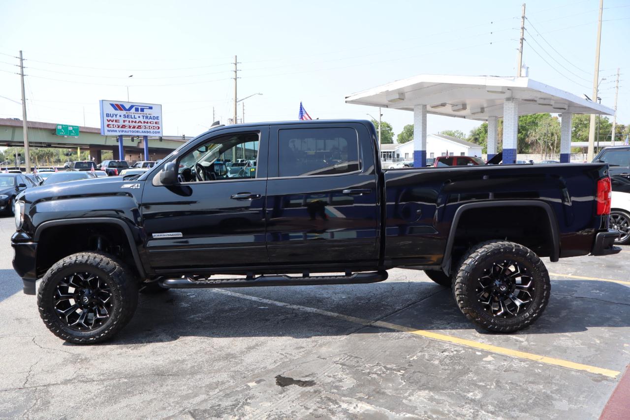 GMC Sierra 1500 4WD Crew Cab 153.0" SLE 2017