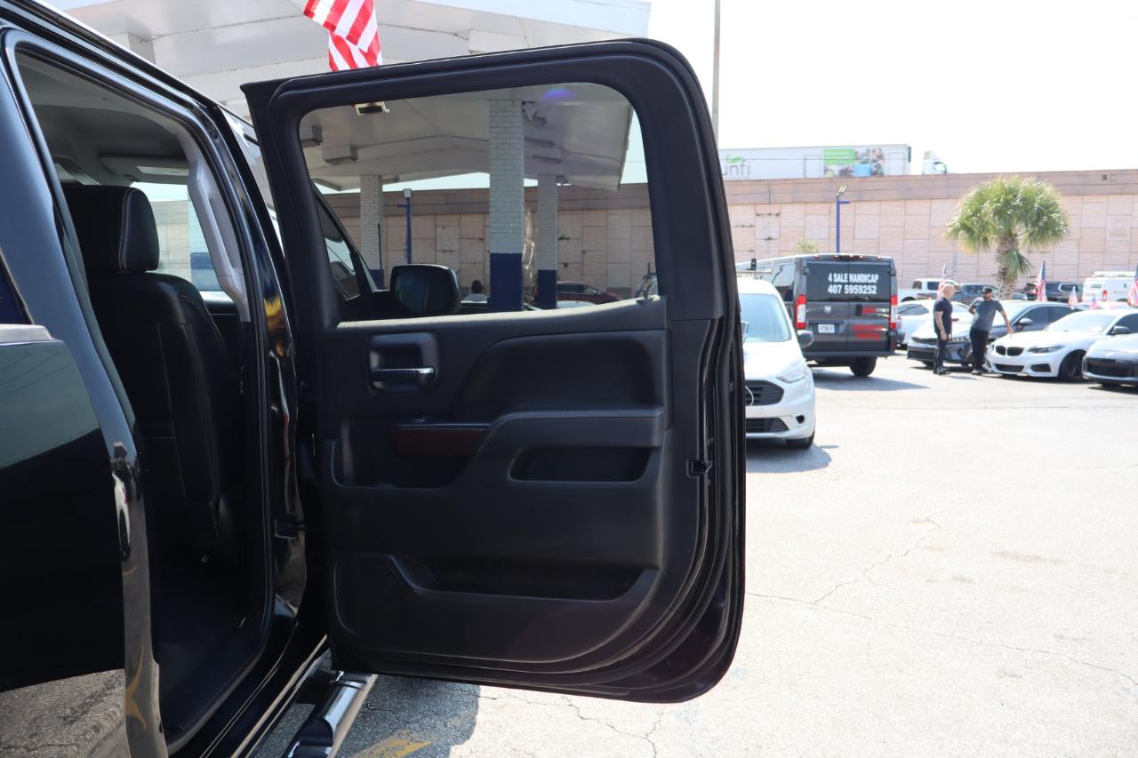 GMC Sierra 1500 4WD Crew Cab 153.0" SLE 2017