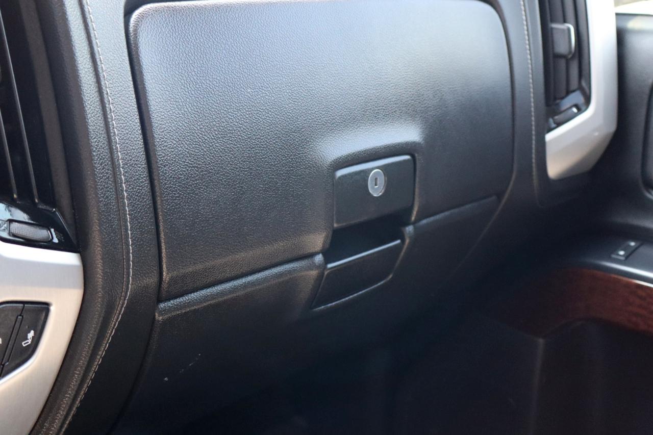 GMC Sierra 1500 4WD Crew Cab 153.0" SLE 2017