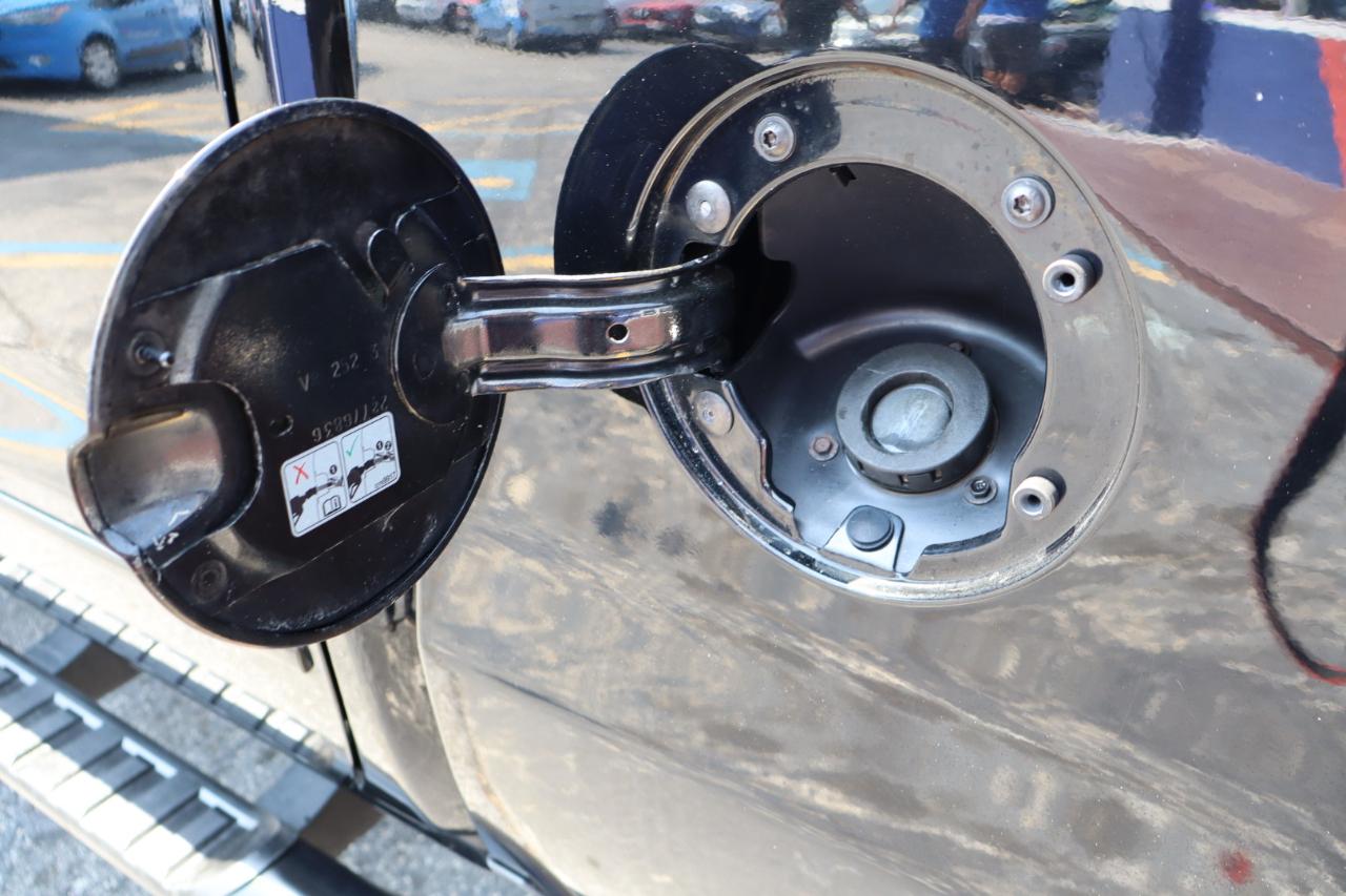 GMC Sierra 1500 4WD Crew Cab 153.0" SLE 2017