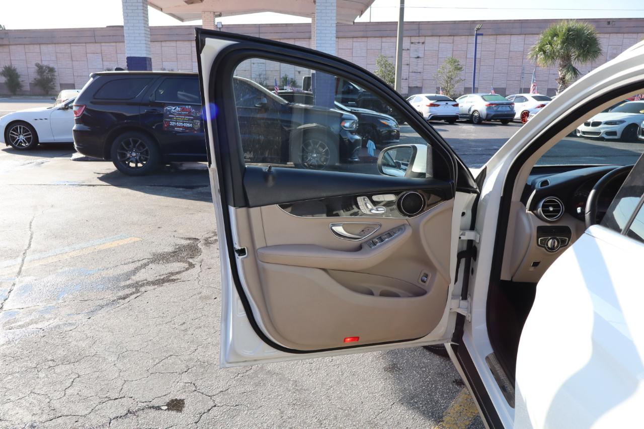 Mercedes-Benz GLC RWD 4dr GLC 300 2016