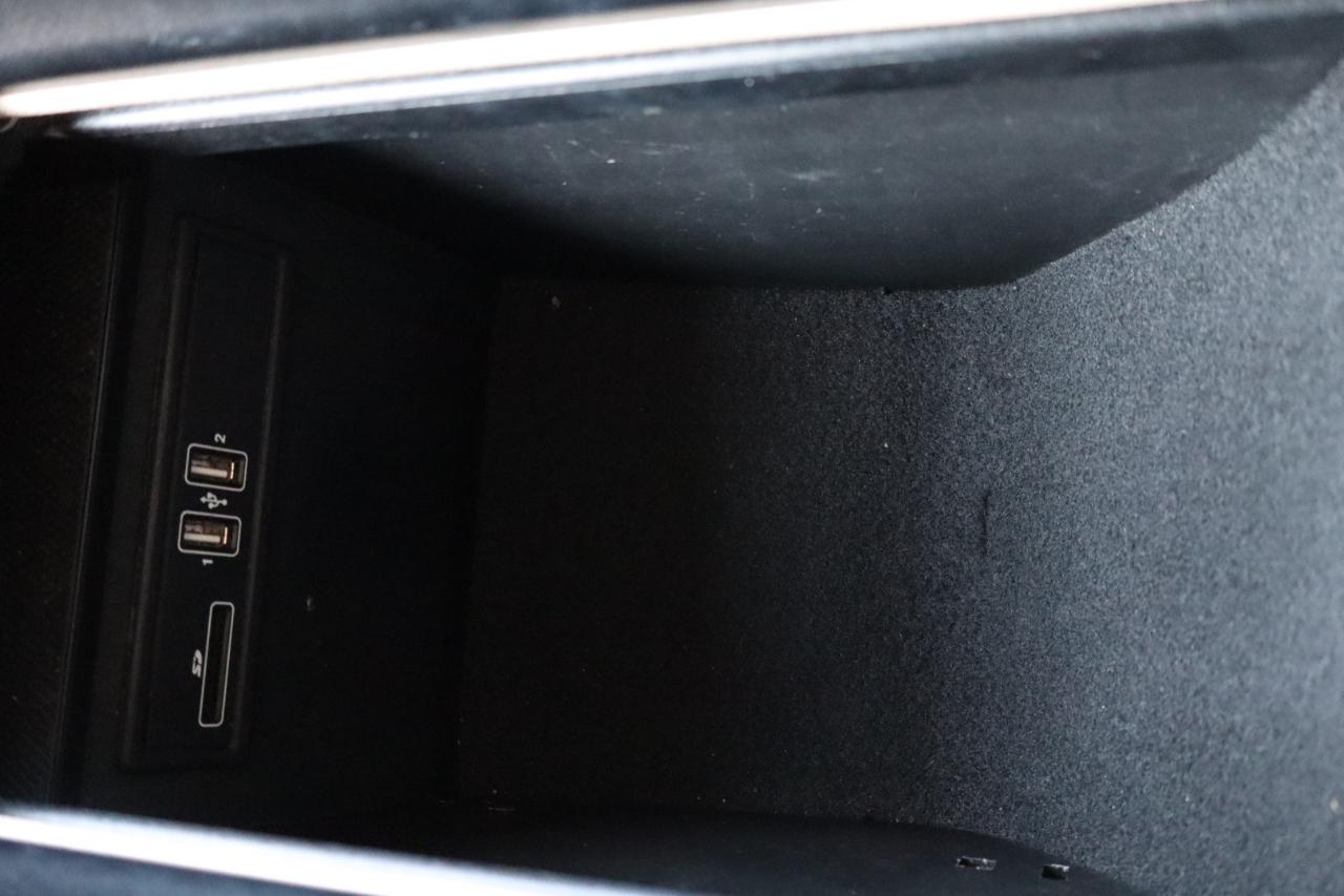 Mercedes-Benz GLC RWD 4dr GLC 300 2016